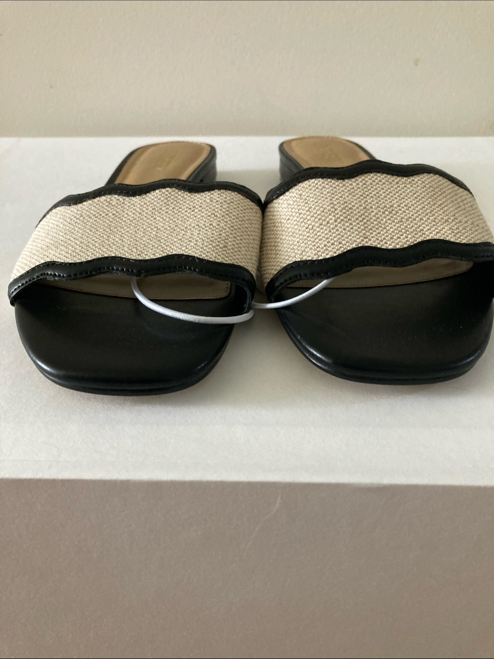 JCrew Factory scalloped slide sandals - Picture 3 of 6